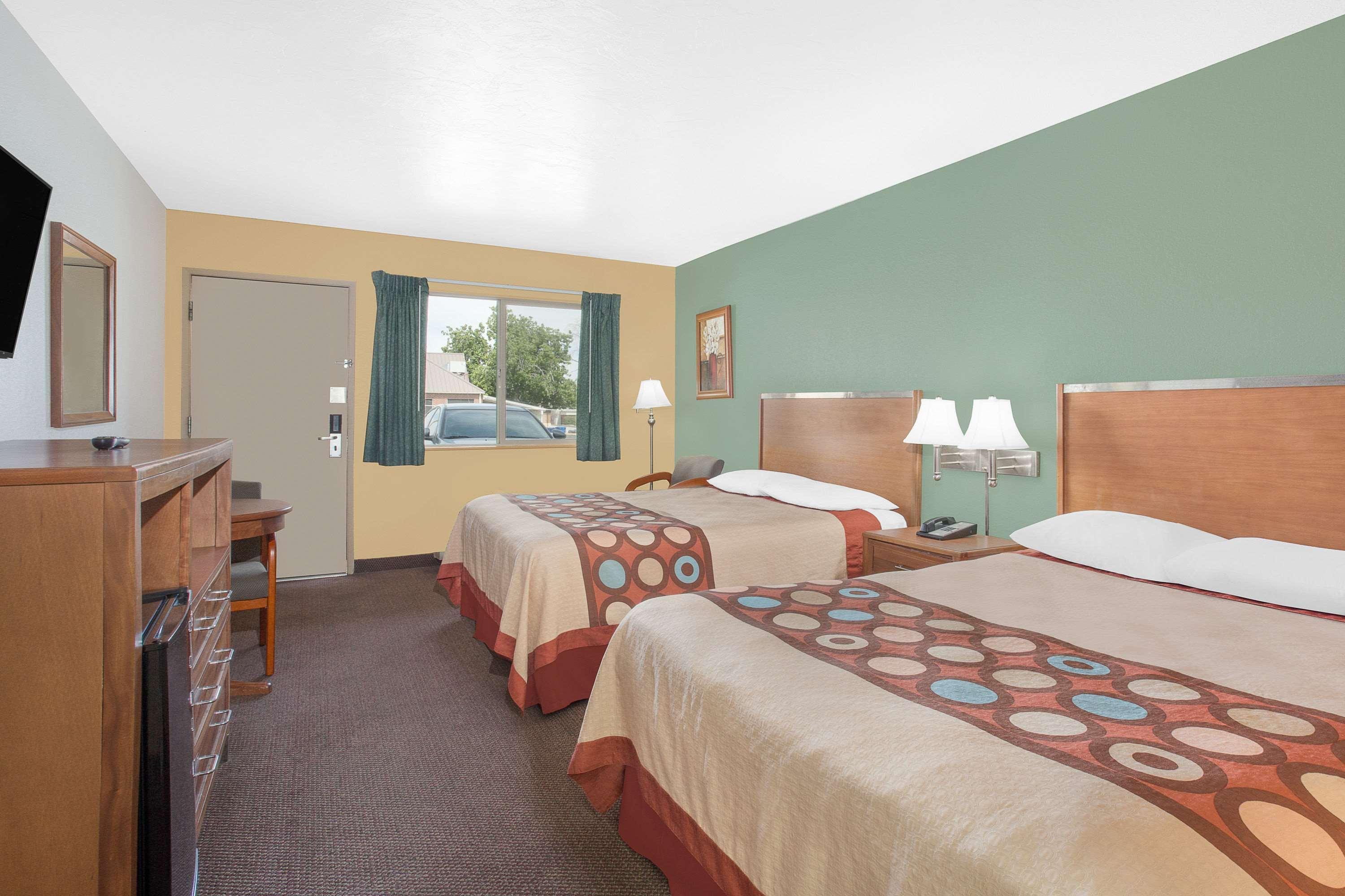 Super 8 By Wyndham St. George Ut Motel Exterior photo