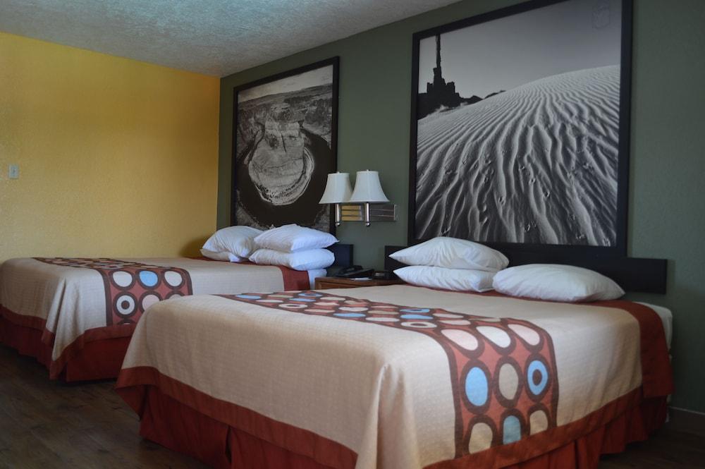Super 8 By Wyndham St. George Ut Motel Exterior photo