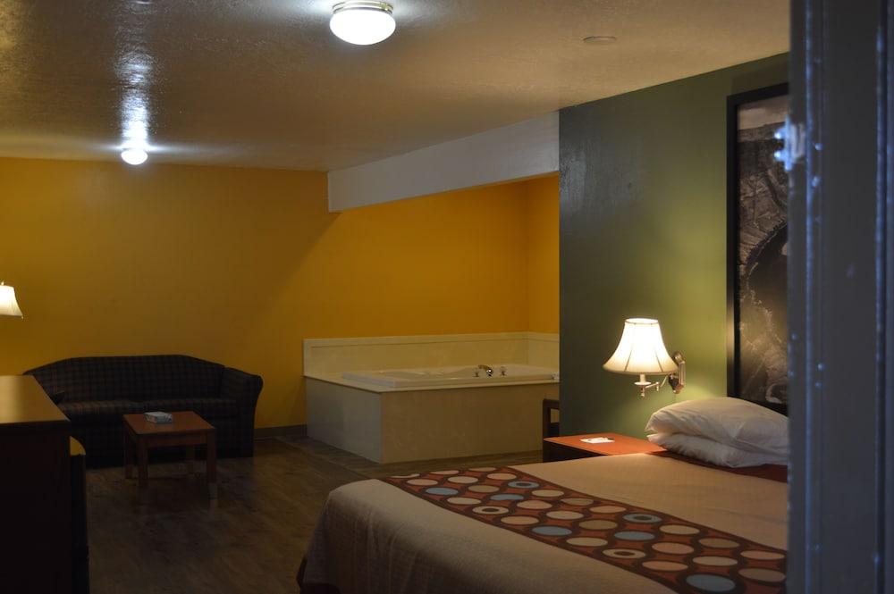 Super 8 By Wyndham St. George Ut Motel Exterior photo